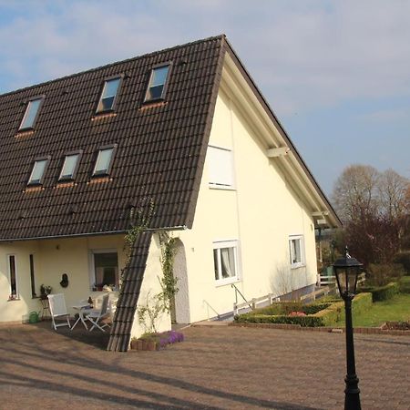 Ferienwohnung Nett ブランケンハイム エクステリア 写真